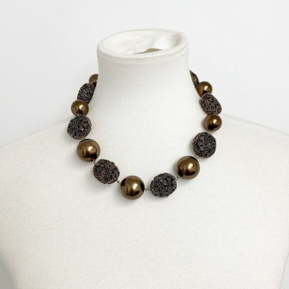 CAROLEE New York faux big pearl floral chunky statement necklace NWT - Picture 9 of 9